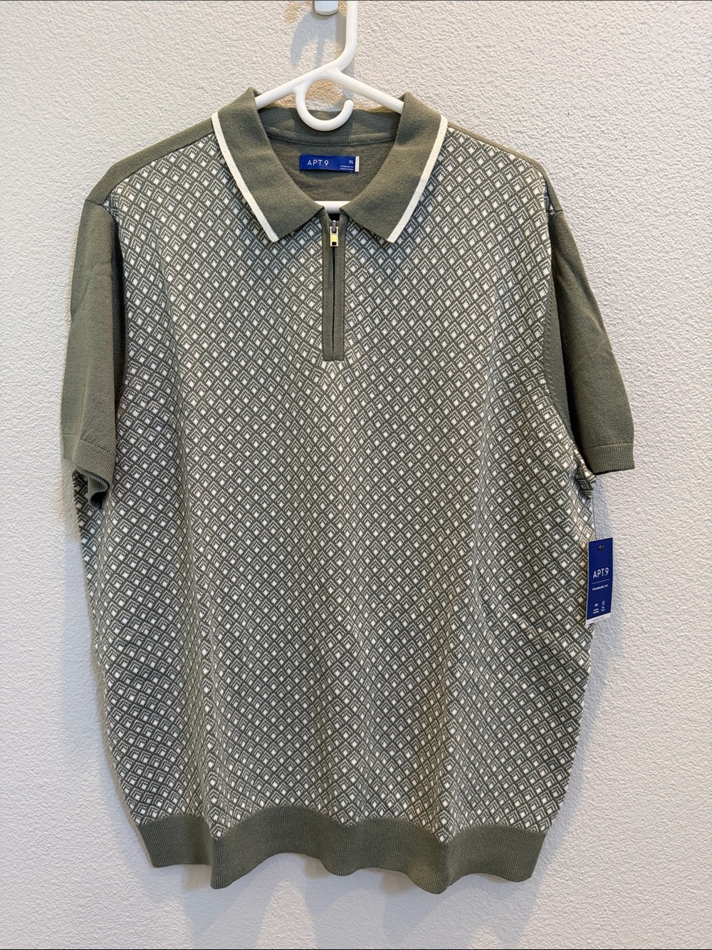 Apt. 9 Men’s Olive Short-Sleeve Zip Front Sweater Polo NWT